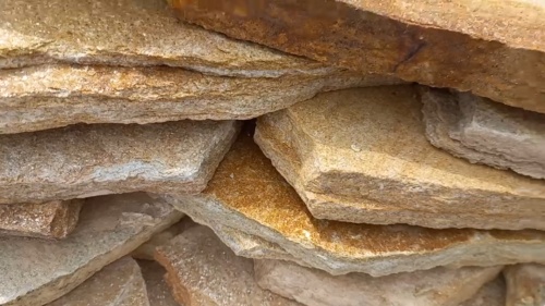 Плитняк златолит жёлтый золотистый для фасада 1,5-3см купить в Вологде