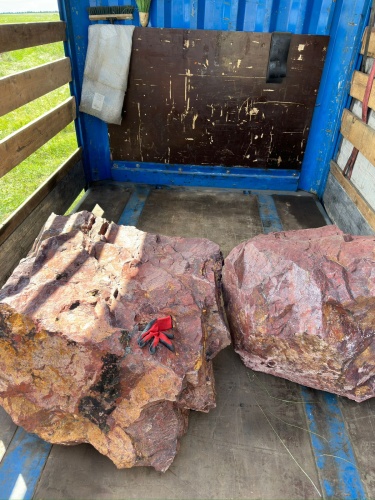 Ландшафтные глыбы красно-фиолетовые 200-1000 килограмм купить в Вологде
