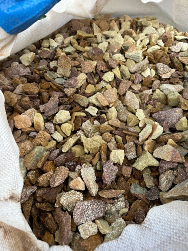 Златолит персиковый декоративная каменная крошка купить в Вологде