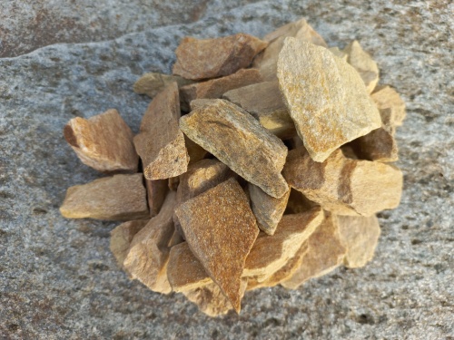 Златолит жёлтый декоративная каменная крошка купить в Вологде