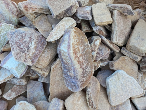 Златолит жёлтый, жёлто-зелёный глыбки и валуны для ланшафтного дизайна купить в Вологде