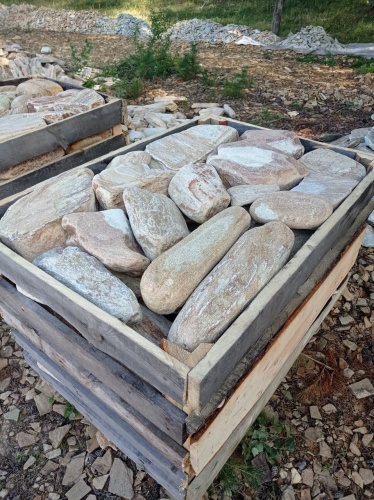 Златолит жёлтый, жёлто-зелёный глыбки и валуны для ланшафтного дизайна купить в Вологде